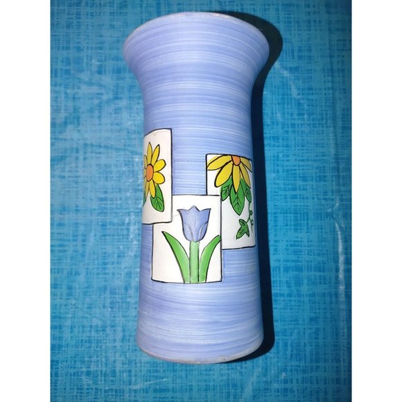 Homemade Pottery vase with flowers 8" h - Picture 4 of 5